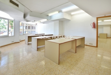 Local comercial-Local comercial-OFICINA 440 m² en C/Llorens i Barba (cas 16