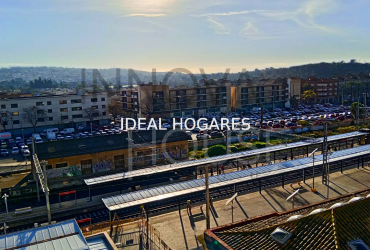 Vivienda-Piso-Luminoso piso con terraza y parking en E 35