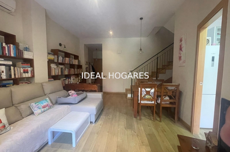 Vivienda-Apartamento-Precioso bajo dúplex con terraza de 80 m 4